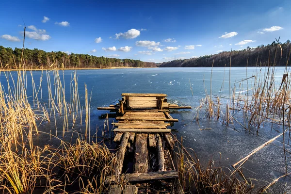 Empty wooden pier — Stock Photo, Image