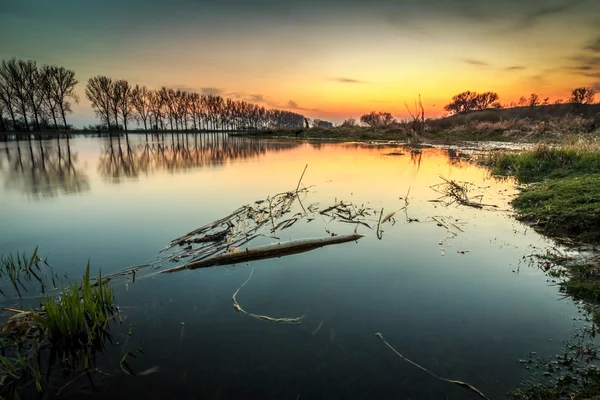 Baia del fiume durante il tramonto — Foto Stock