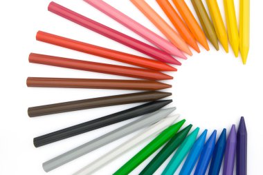 24-renkli boya kalemi şekil olarak harf c