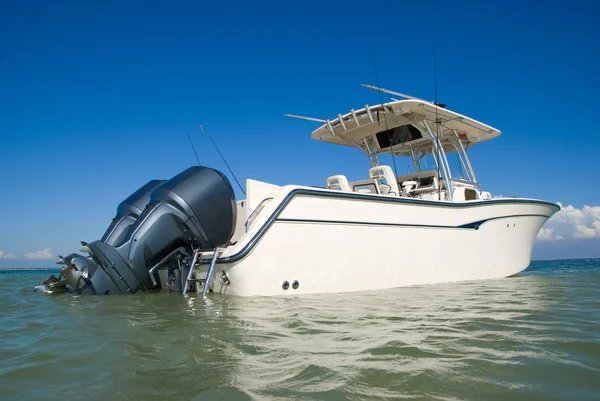 Yachting with an ideal sporty yacht — Stock Photo, Image