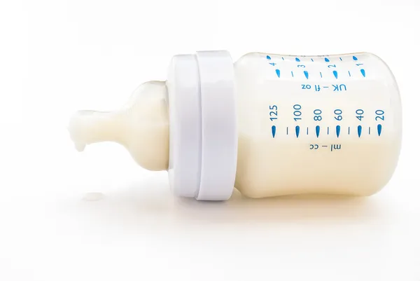 Baby bottle with milk with clipping path — Stock Photo, Image