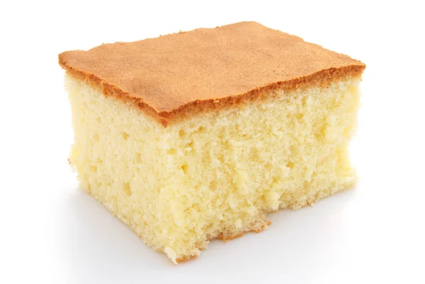 Pastel de esponja casera en blanco — Foto de Stock