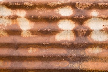 Eski paslı metal plaka