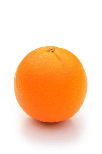 Oranje op een witte achtergrond — Stockfoto