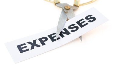 masraf ve kırpma yolu makasla etiketi