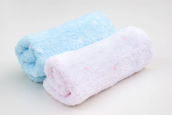 Rollos de toalla rosa y azul —  Fotos de Stock