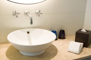 Modern banyo iç mimarisi