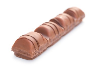 Beyaz bir arka plan üzerinde yan görünüm Çikolatalı gofret blok