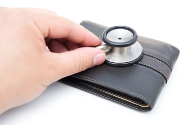 beyaz zemin üzerinde bir cüzdan teşhis