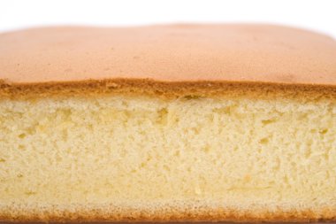 Sünger kekin kapağını kapat.