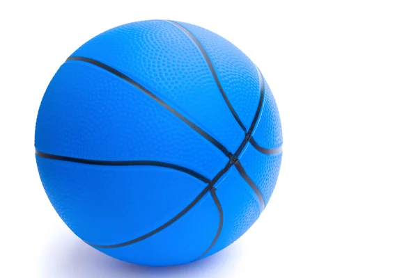 Pallone da basket per bambini piccoli — Foto Stock