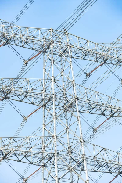 Pilón Alta Tensión Una Composición Vertical Del Tiempo Del Día — Foto de Stock