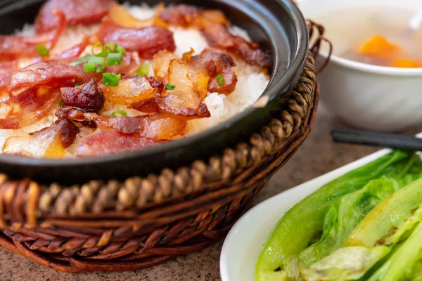 Angle View Clay Pot Rice Chinese Style Sausage Air Dried — ストック写真