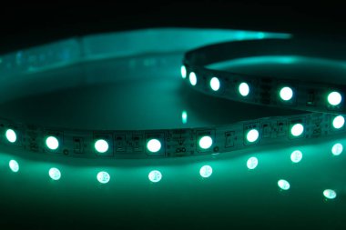 LED ışıkları iç dekorasyon için soyunuyor. LED bant.