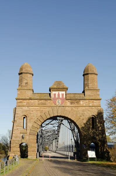 harburg için hamburg elbe üzerinde eski bir köprü