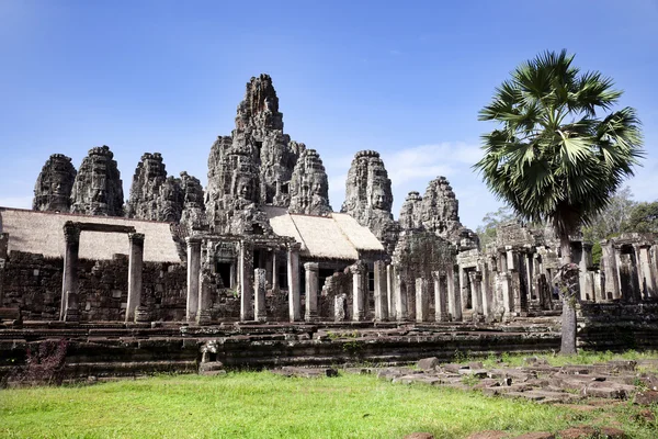 Templomok Angkor. Bajon — Stock Fotó