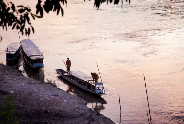 Skymning i Mekongfloden — Stockfoto