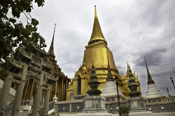 Złota pagoda — Zdjęcie stockowe