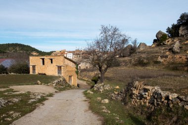 Torres de Arca 'nın manzarası. Castellon 'a giden son Matarranya köyü.