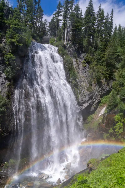 Cascada Narada Falls Con Arco Iris Parque Nacional Rainier —  Fotos de Stock