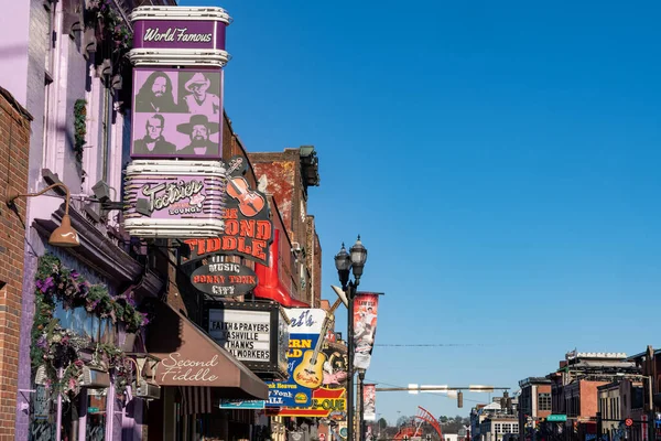 Nashville Tennessee January 2022 Broadway Avenue Famous Its Bars Restaurants — Stock Photo, Image
