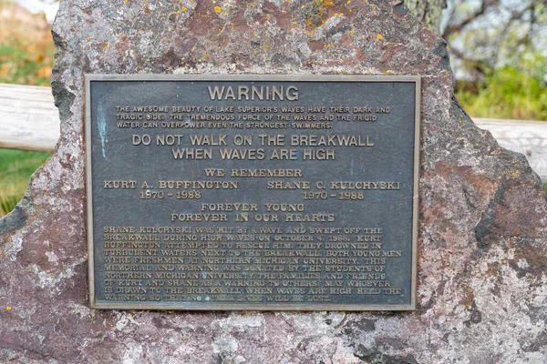 Marquette Michigan October 2021 Memorial Two Young Men Who Were — Stock Photo, Image