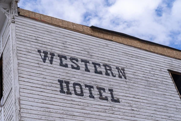 コロラド州ウレイ 2021年8月3日 1892年に建てられた歴史的な西洋ホテルレストラン バーの外観 — ストック写真