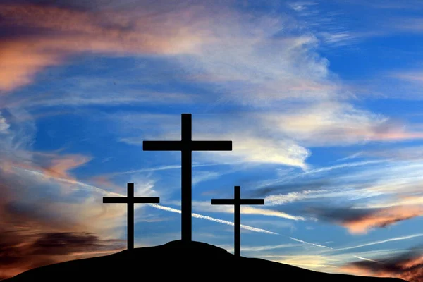 Drie Kruisen Van Kruisiging Van Jezus Christus Zijn Zien Silhouetten — Stockfoto