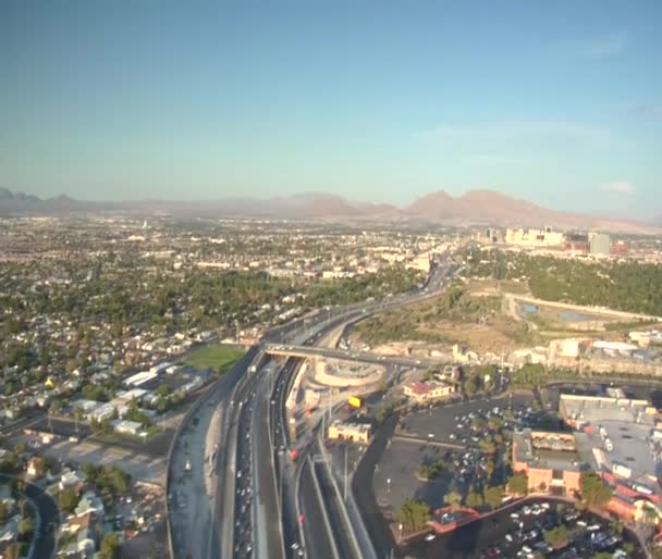 Foto aérea de la autopista de Las Vegas durante el día — Vídeo de stock
