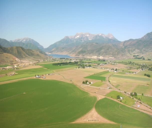 Letecký snímek horských zemědělců