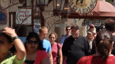 kaldırım konserve satır monterey California'da meşgul