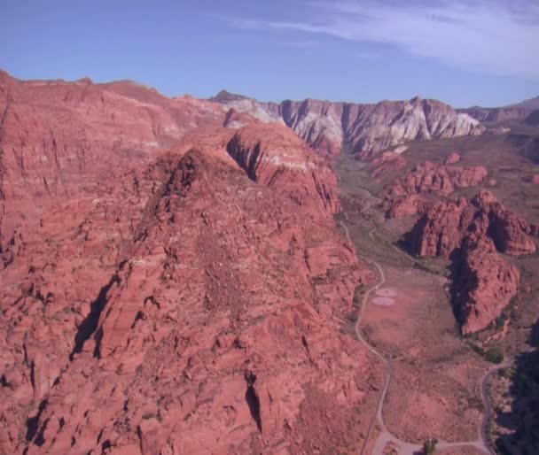 Aerial shot of Snow Canyon State Park St. George Utah — Stock Video