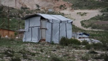 haiti kulübede muşamba kaplı