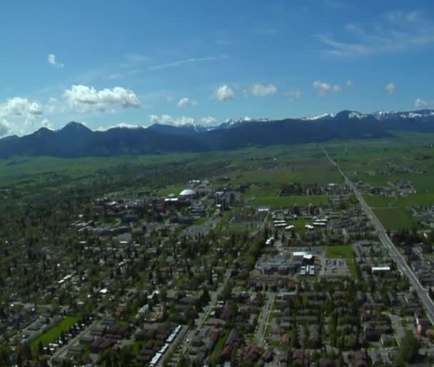 Aerial shot of Paradise Valley — Stock Video