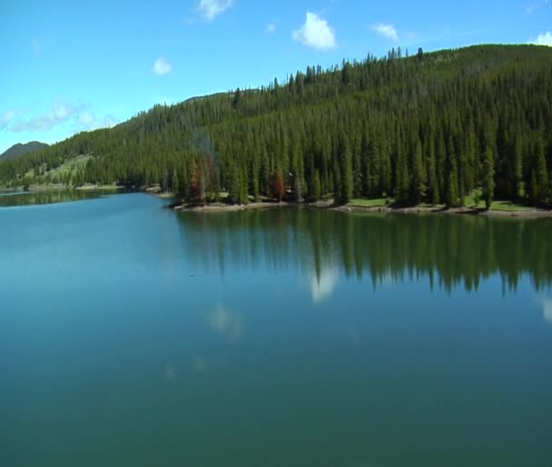 Embalse aéreo de Hyalite cerca de Bozeman Montana — Vídeo de stock