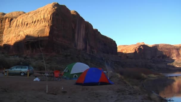 Tábořiště na řece Colorado — Stock video