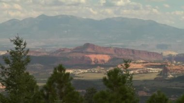 uzun vınlamak dışarı doğal Ulusal Anıt utah arasında köprü.