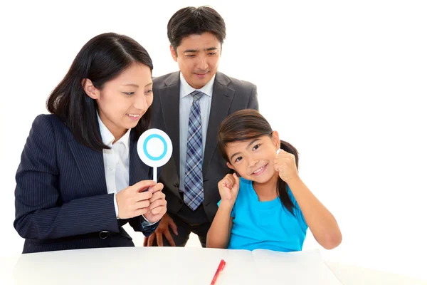 Professora sorridente com menina — Fotografia de Stock