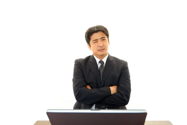 Depressiver asiatischer Geschäftsmann. — Stockfoto