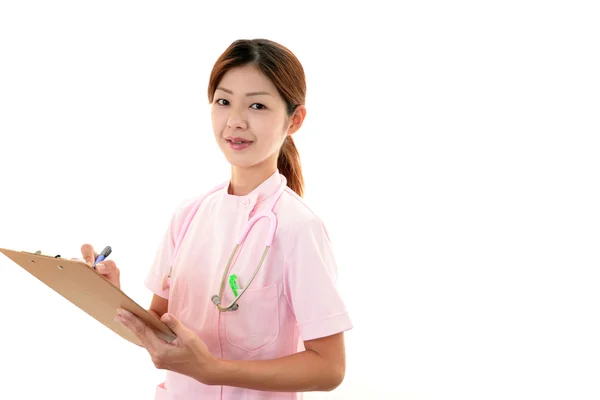 Sorrindo asiático médico — Fotografia de Stock