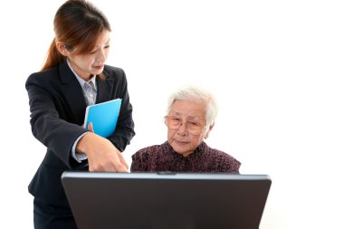 üst düzey Bayan bilgisayar sahiptir