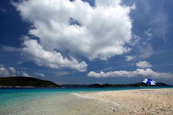 Piękna plaża w okinawa — Zdjęcie stockowe