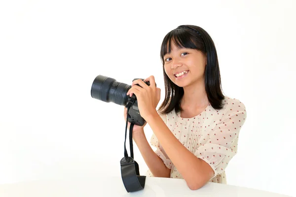 Kind maken met behulp van slr foto — Stockfoto