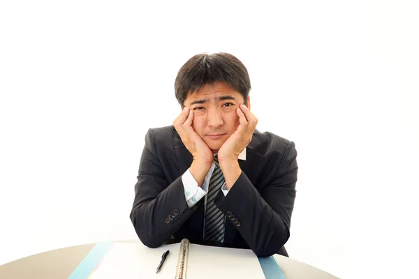 Depressiver asiatischer Geschäftsmann. — Stockfoto