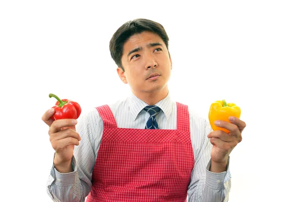 Man holding vegetables — Stock Photo, Image