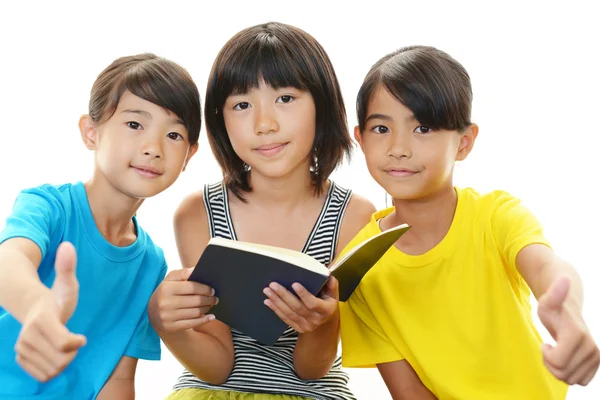 Happy Asian girls smile — Stock Photo, Image