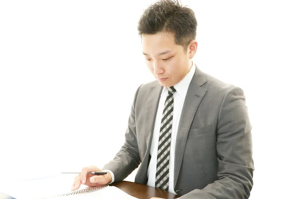 Portret van een Aziatische zakenman — Stockfoto