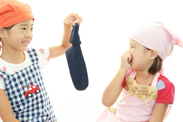 Kinder runzeln die Stirn — Stockfoto