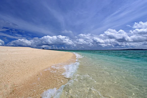 Nádherná pláž v okinawa — Stock fotografie