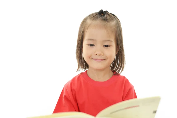 Pequeña chica asiática Estudiando — Foto de Stock